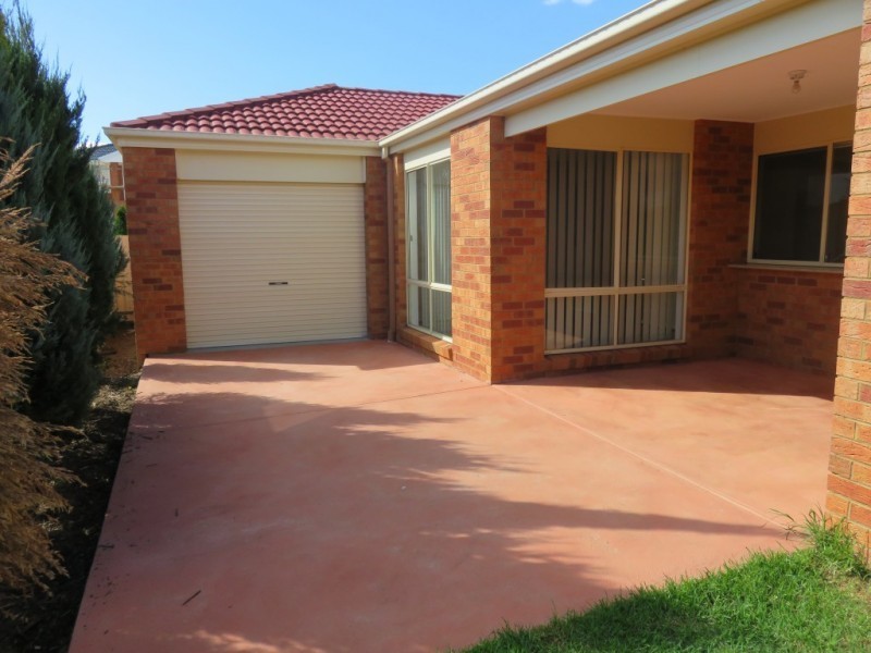 22 Perri Raso Rise, Rowville VIC 3178