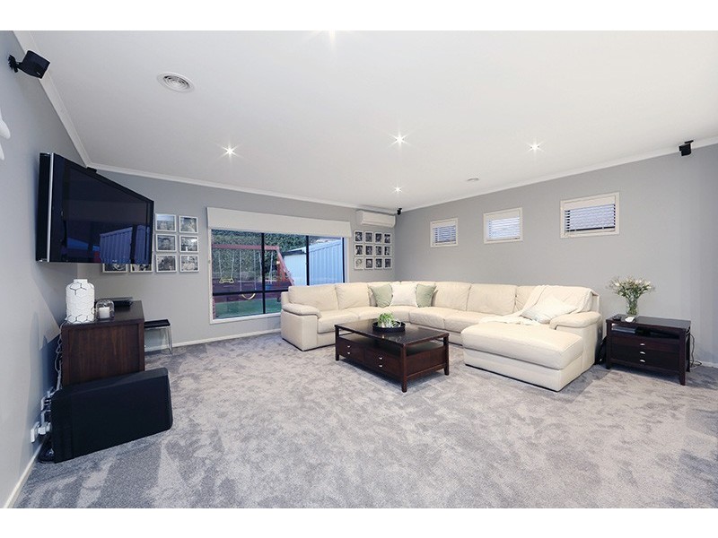 235 Karoo Road, Rowville VIC 3178