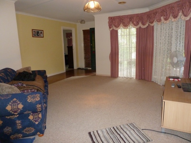 2 Tetoora Close, Rowville VIC 3178