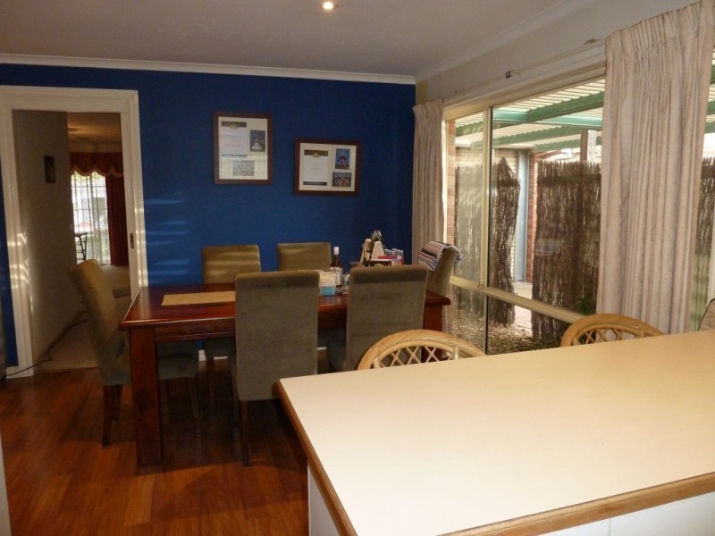 2 Tetoora Close, Rowville VIC 3178