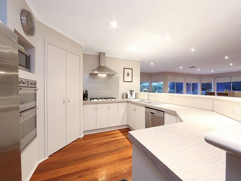 25 Teofilo Drive, Lysterfield VIC 3156