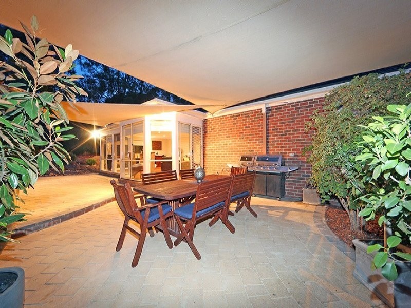 25 Teofilo Drive, Lysterfield VIC 3156