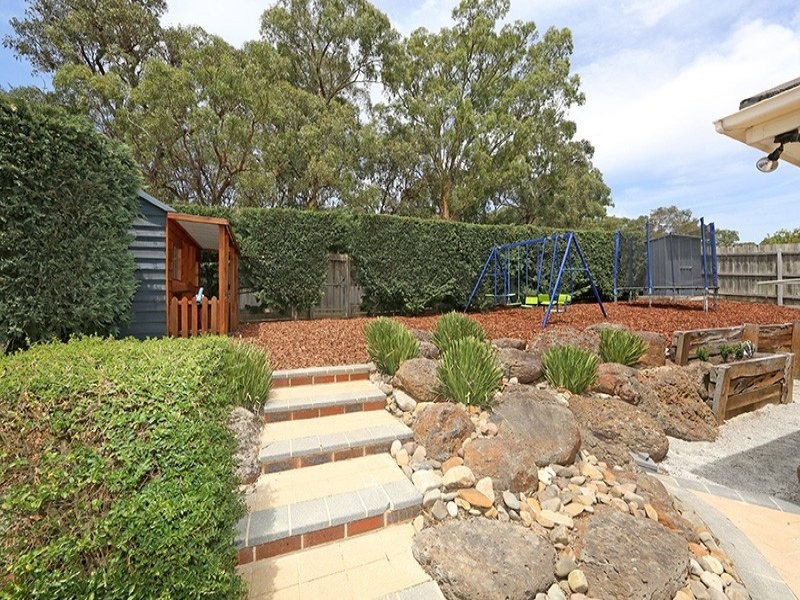 25 Teofilo Drive, Lysterfield VIC 3156