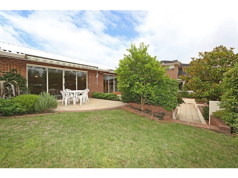 36 William Hovell Drive, Endeavour Hills VIC 3802