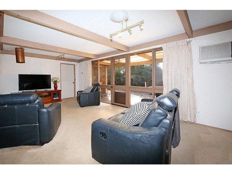 13 Gilbert Court, Scoresby VIC 3179