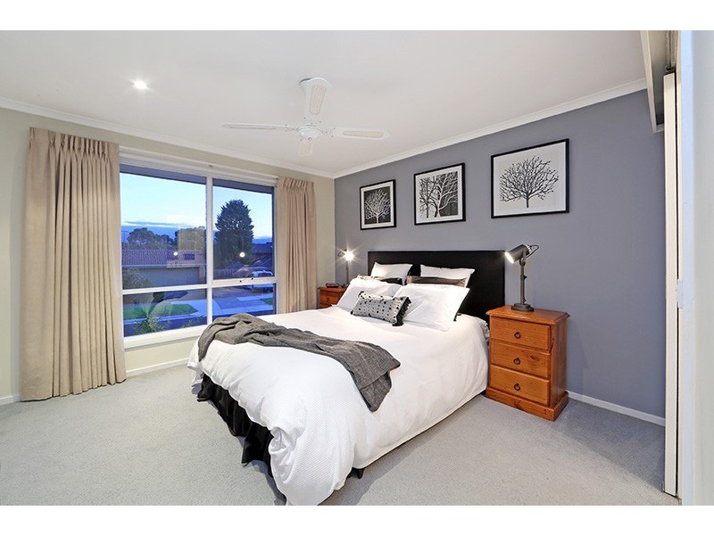 9 Erie Avenue, Rowville VIC 3178