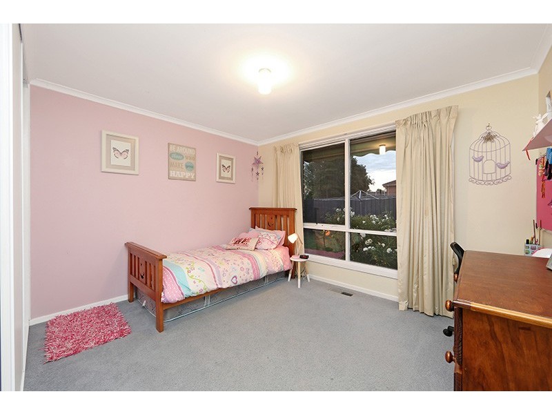 9 Erie Avenue, Rowville VIC 3178