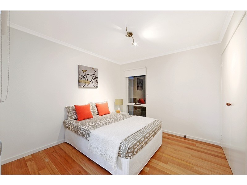 27 Bridgewater Way, Rowville VIC 3178