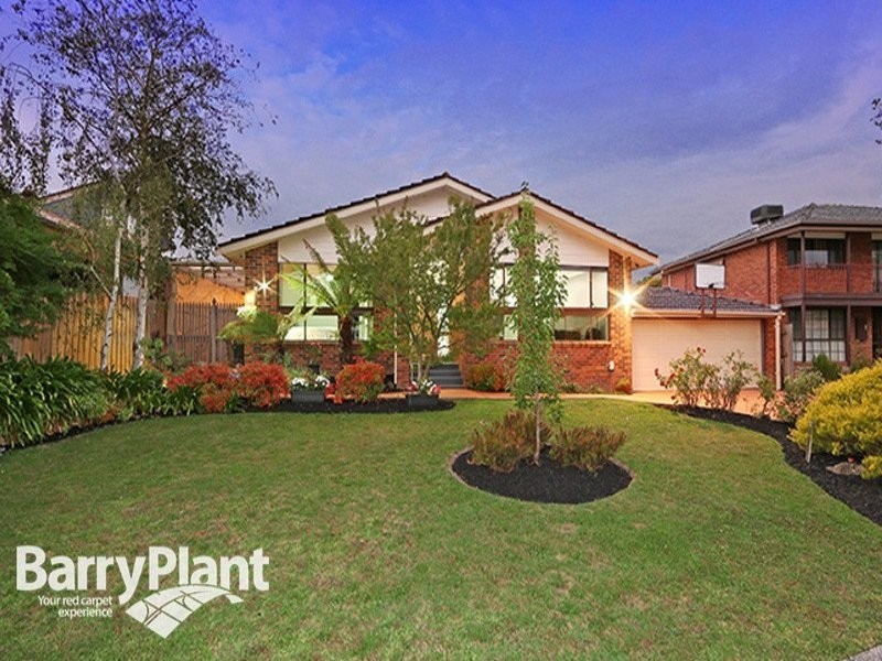 23 Cornelius Drive, Wantirna South VIC 3152