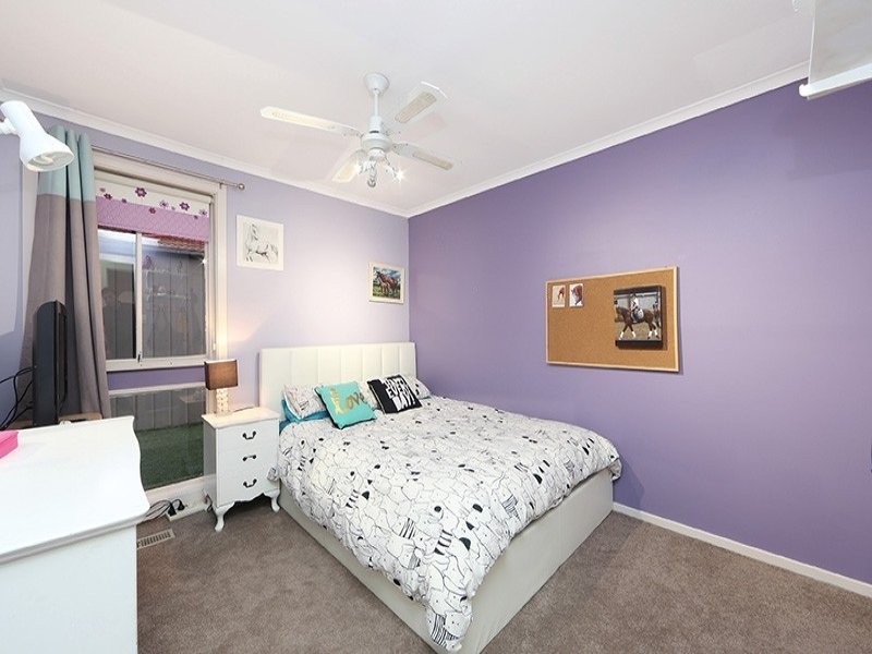 23 Cornelius Drive, Wantirna South VIC 3152