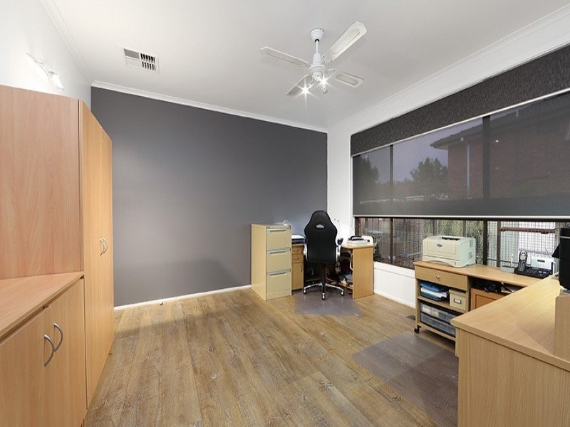 23 Cornelius Drive, Wantirna South VIC 3152