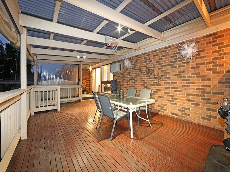 23 Cornelius Drive, Wantirna South VIC 3152