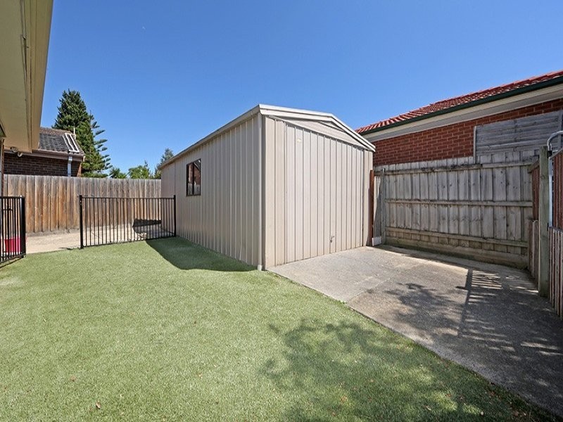 23 Cornelius Drive, Wantirna South VIC 3152