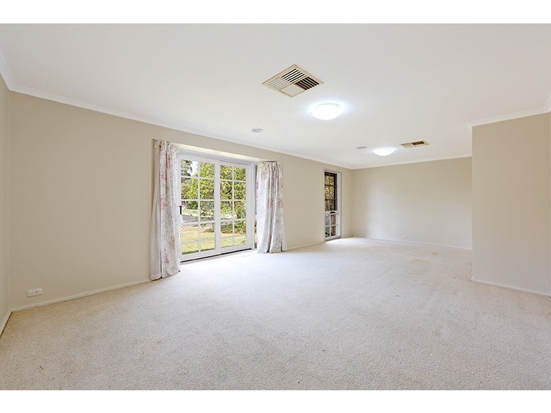 57 Kingloch Parade, Wantirna VIC 3152