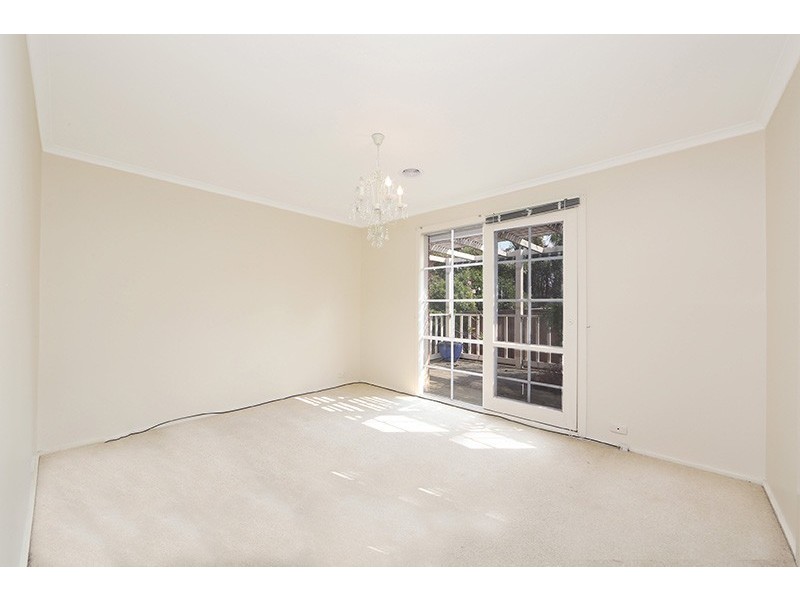 57 Kingloch Parade, Wantirna VIC 3152