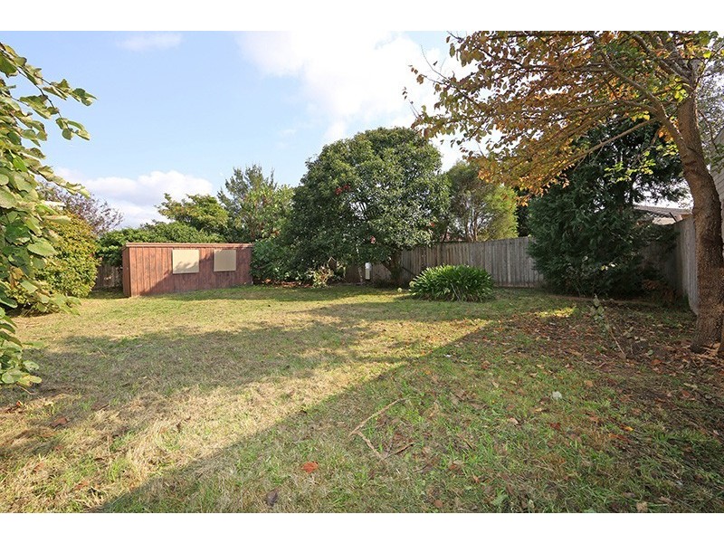 57 Kingloch Parade, Wantirna VIC 3152