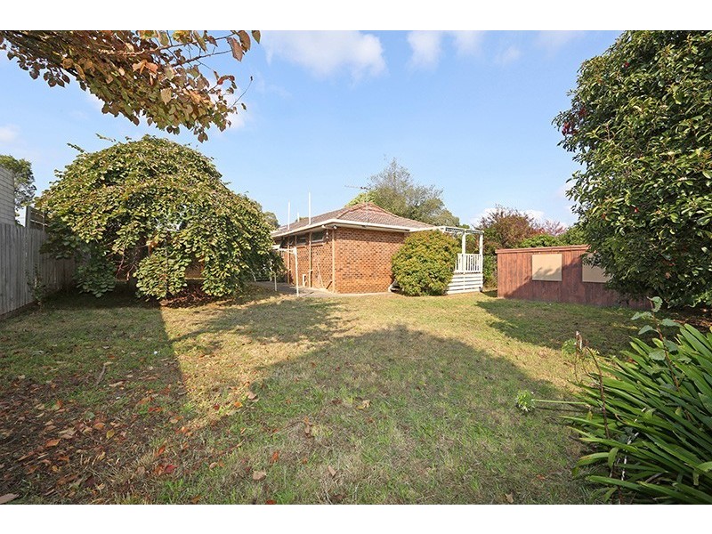 57 Kingloch Parade, Wantirna VIC 3152