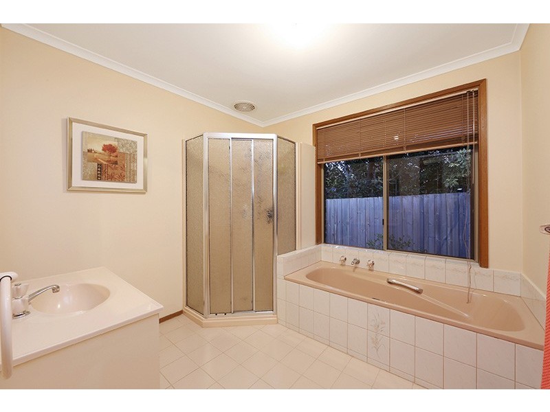 9 Michigan Place, Rowville VIC 3178