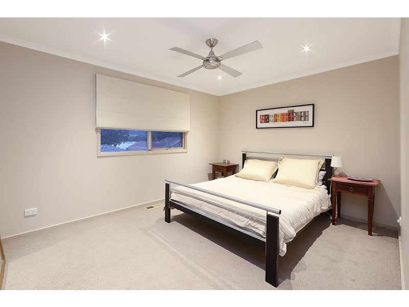 5 Oberwyl Close, Rowville VIC 3178