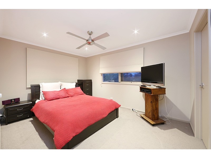 5 Oberwyl Close, Rowville VIC 3178