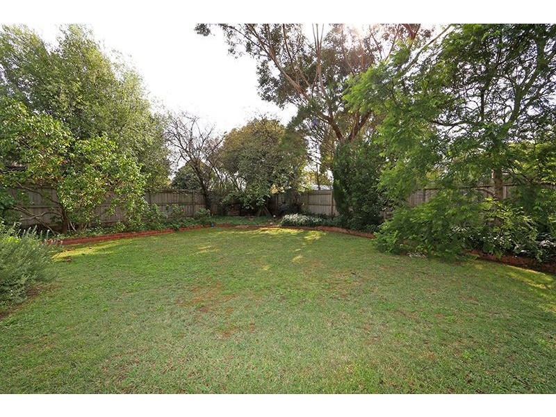 5 Oberwyl Close, Rowville VIC 3178