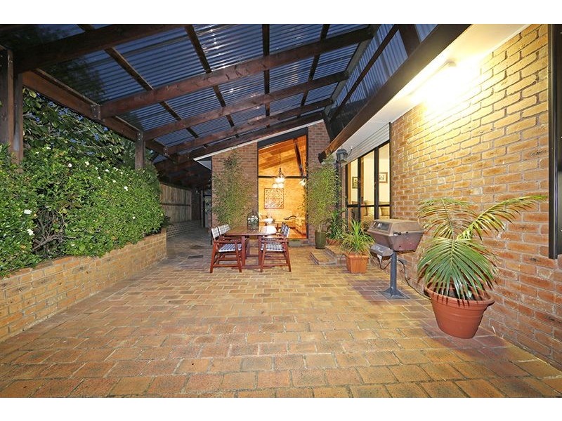 64 Lakeview Avenue, Rowville VIC 3178