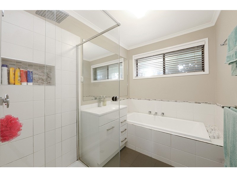 2 Tullaroop Court, Lysterfield VIC 3156