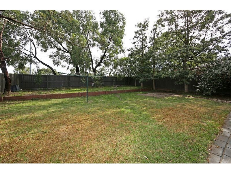 2 Tullaroop Court, Lysterfield VIC 3156