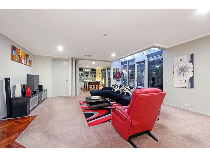 48 Timbertop Drive, Rowville VIC 3178