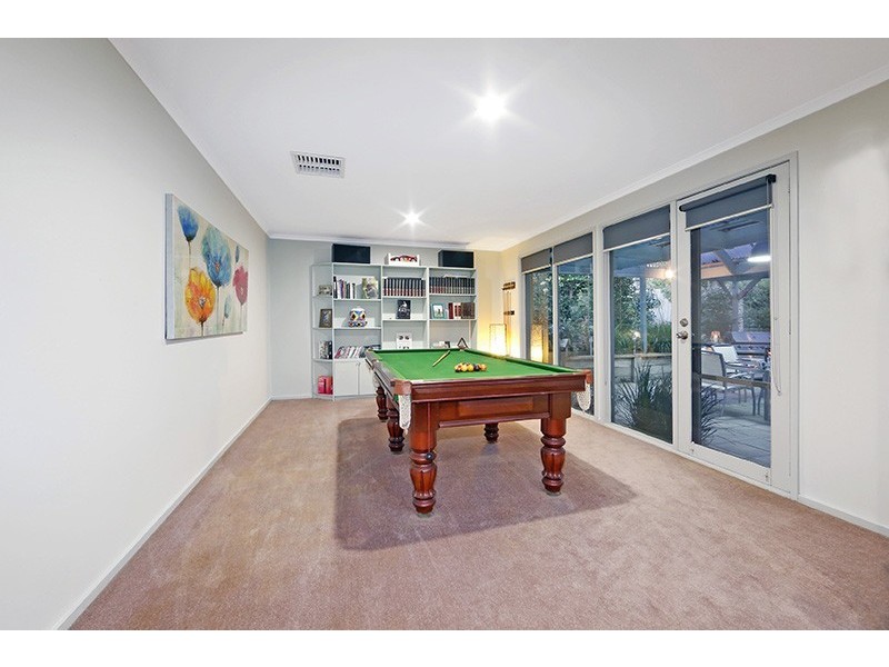 48 Timbertop Drive, Rowville VIC 3178