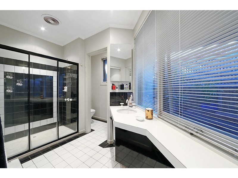 48 Timbertop Drive, Rowville VIC 3178