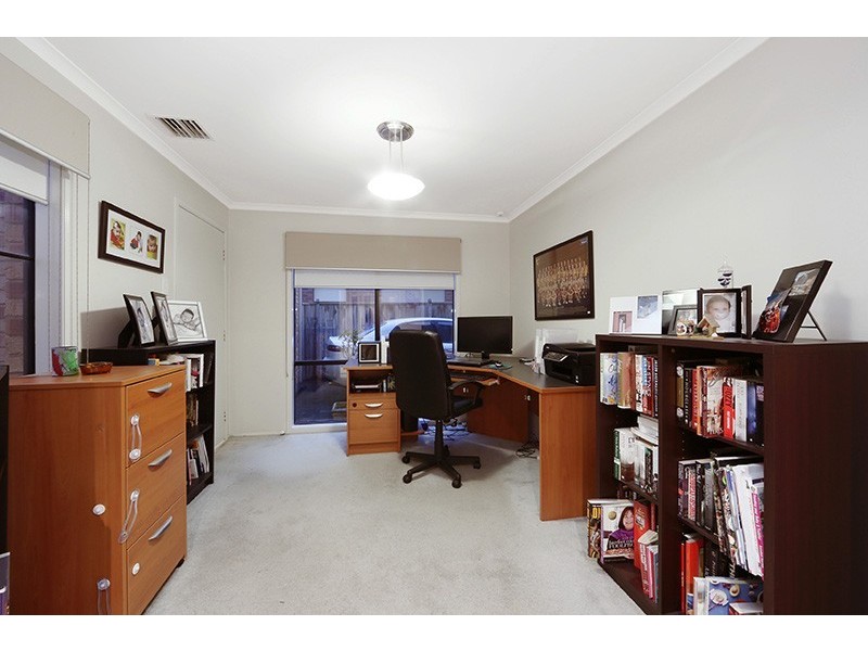 39 Victoria Knox Avenue, Rowville VIC 3178