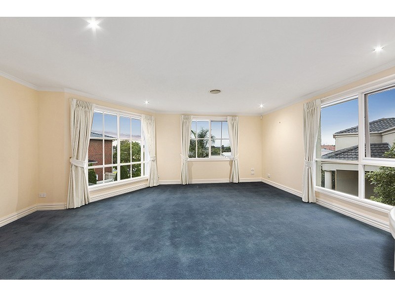 8 Harwood Court, Rowville VIC 3178