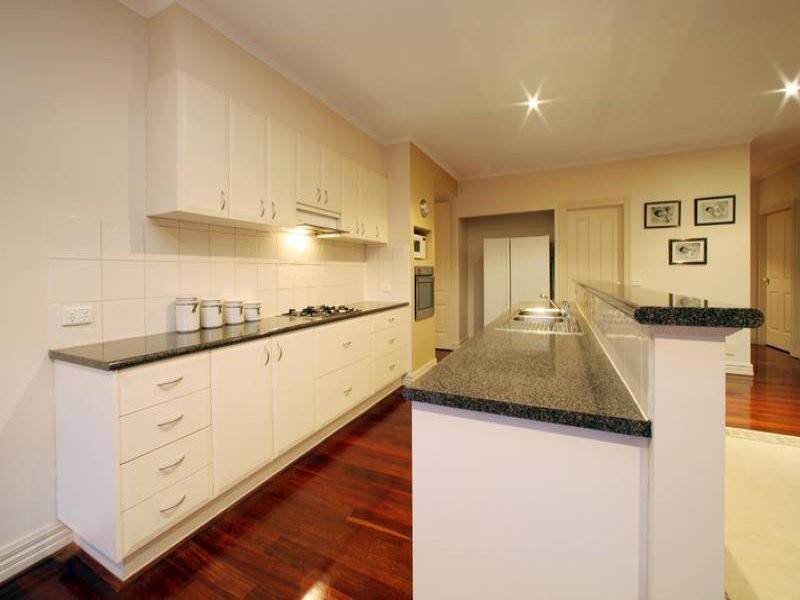 11 Crossley Court, Lysterfield VIC 3156