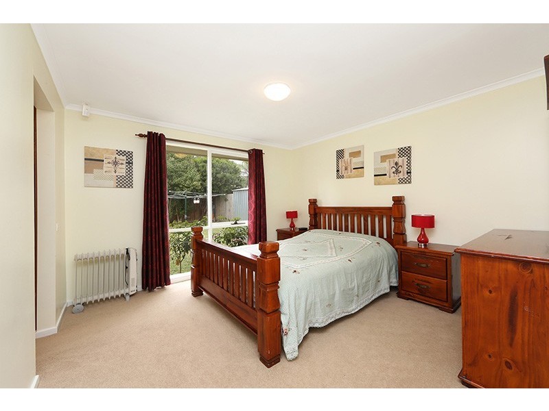 281 Dandelion Drive, Rowville VIC 3178