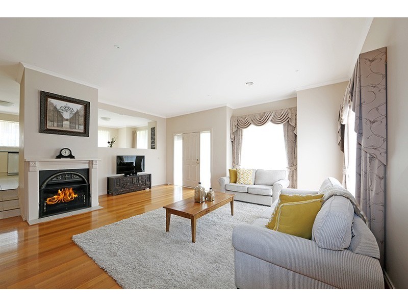 2/28A Nathan Street, Ferntree Gully VIC 3156