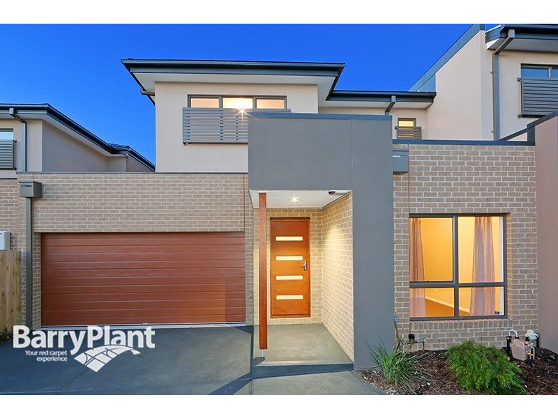 2/3 Denver Crescent, Rowville VIC 3178