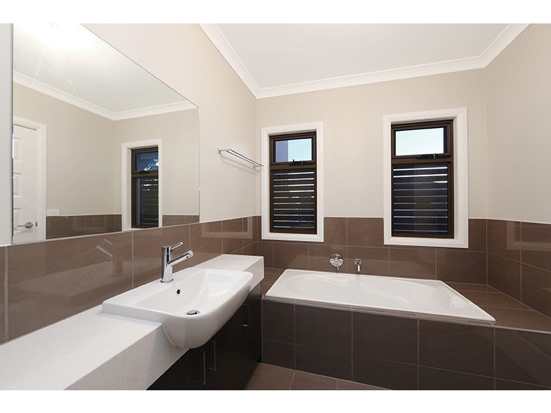 2/3 Denver Crescent, Rowville VIC 3178