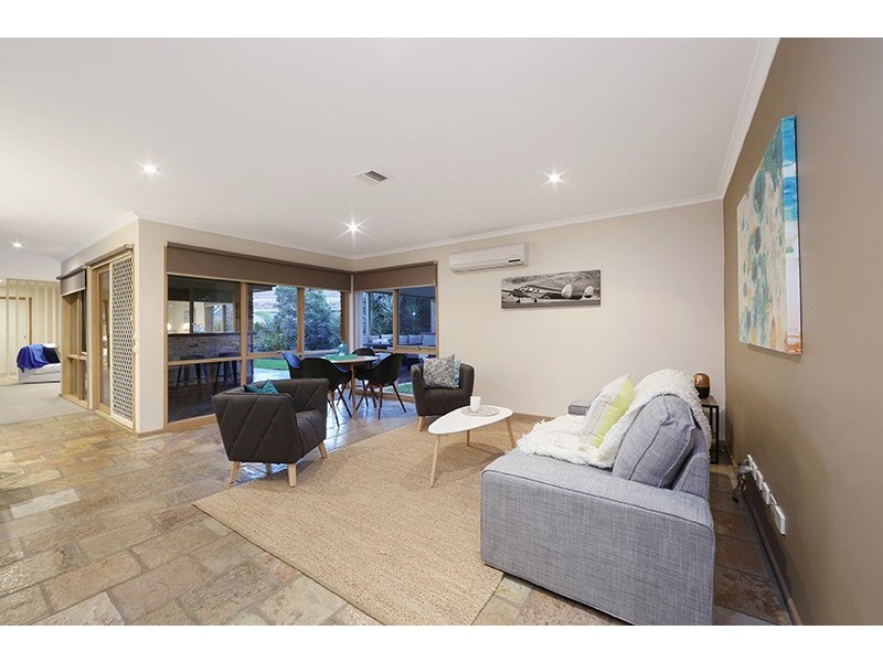 18 Minya Court, Rowville VIC 3178