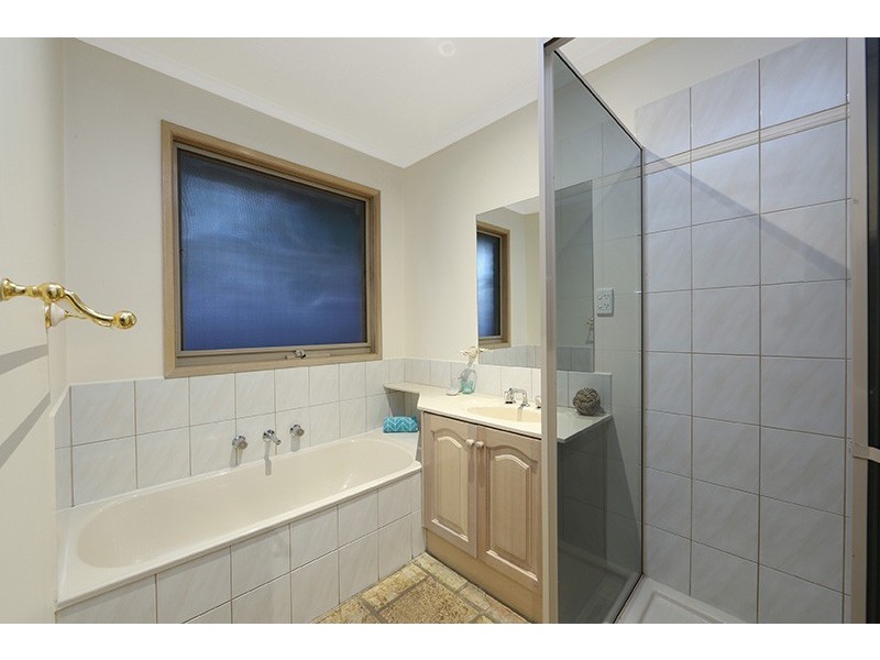 18 Minya Court, Rowville VIC 3178