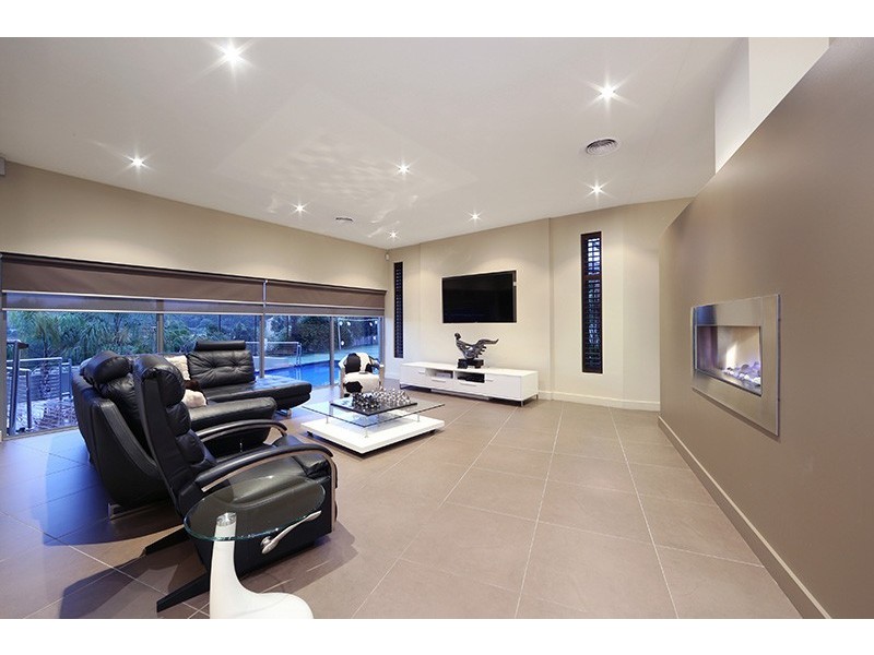 57 Parkside Boulevard, Lysterfield South VIC 3156