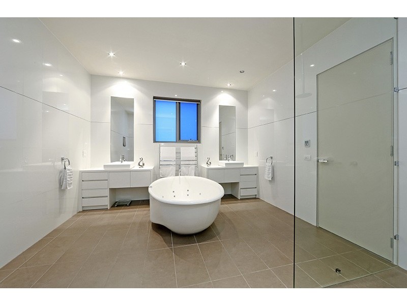 57 Parkside Boulevard, Lysterfield South VIC 3156