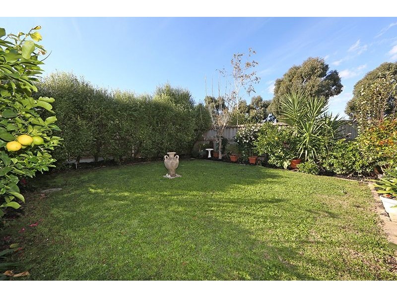 6 Parklane Way, Rowville VIC 3178