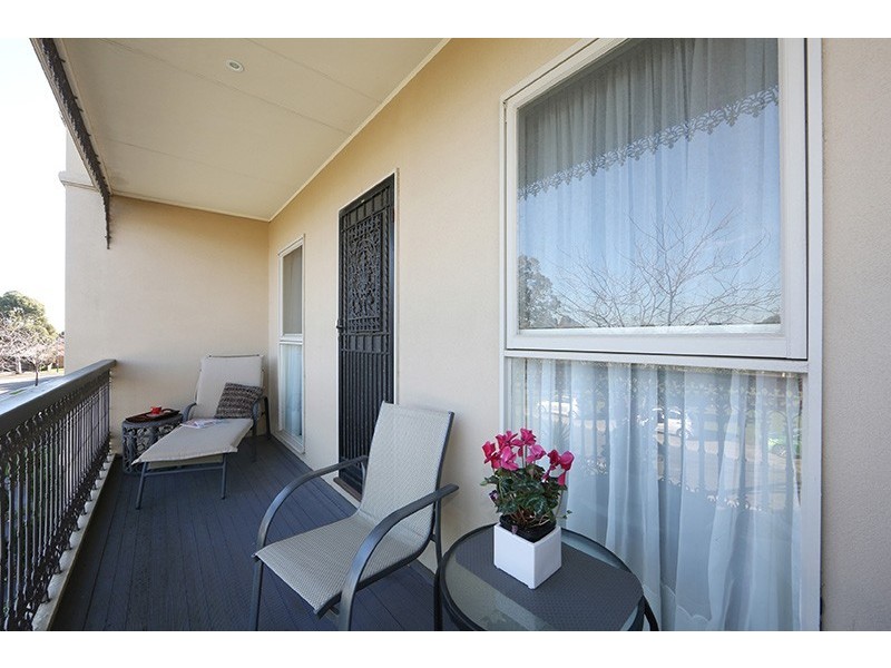 6 Parklane Way, Rowville VIC 3178