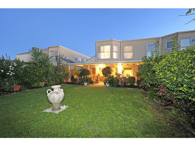 6 Parklane Way, Rowville VIC 3178