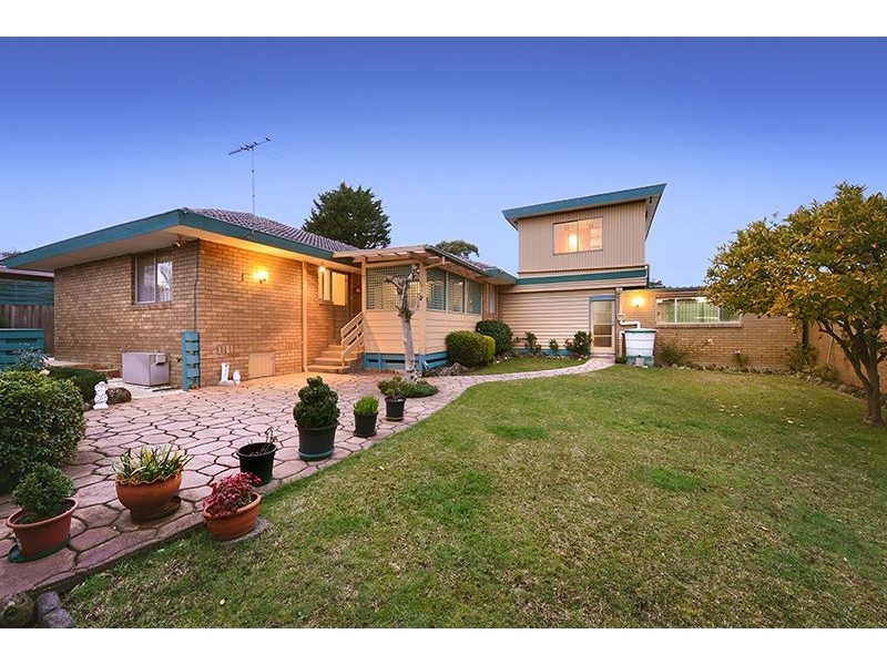 41 Kingloch Parade, Wantirna VIC 3152