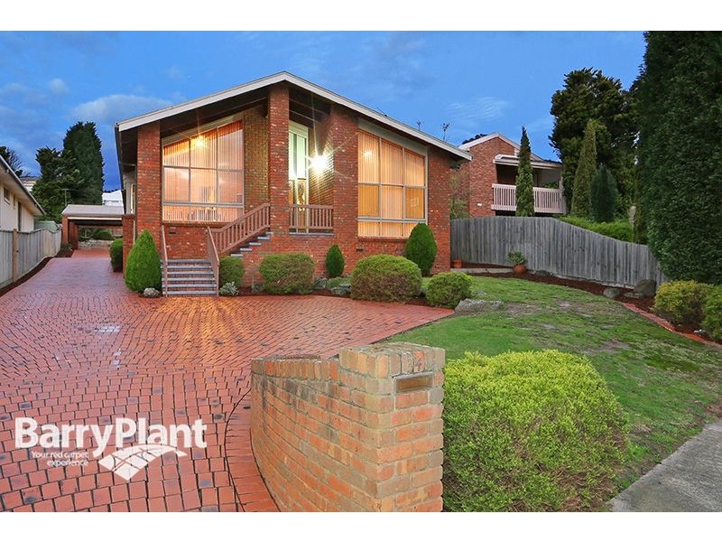 34 George Knox Drive, Rowville VIC 3178