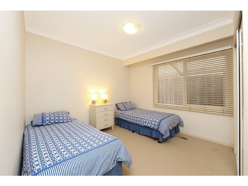 34 George Knox Drive, Rowville VIC 3178