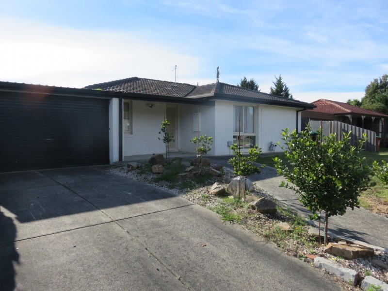 20 Kennington Park Drive, Endeavour Hills VIC 3802