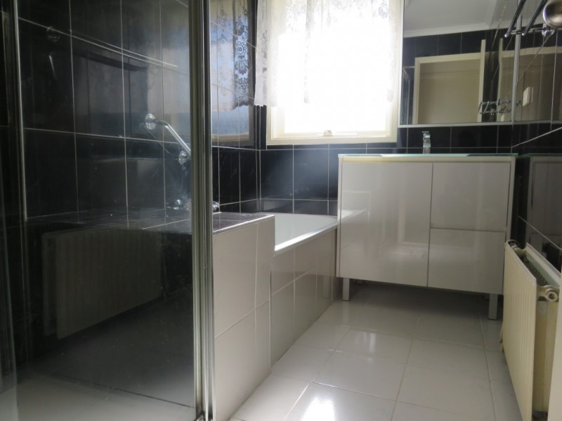 20 Kennington Park Drive, Endeavour Hills VIC 3802